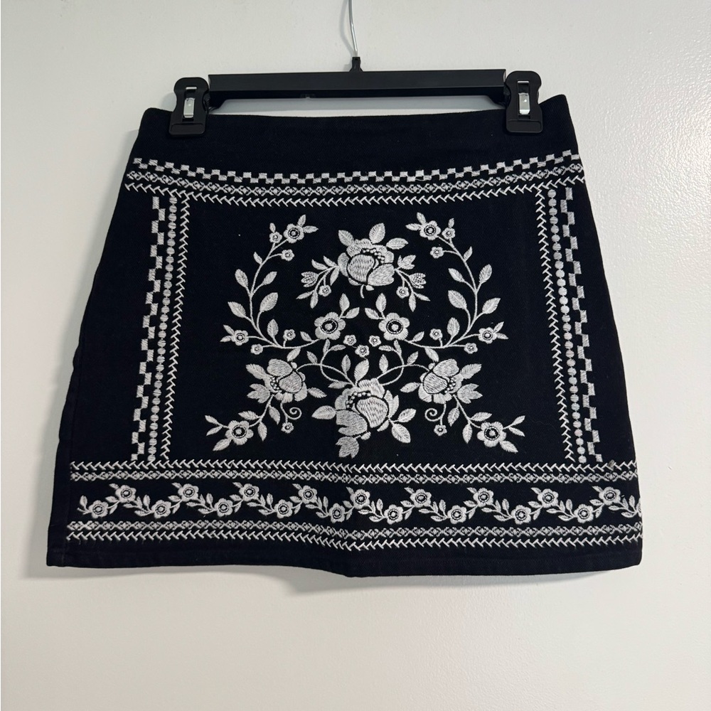 Small Black and White Embroidered Skirt